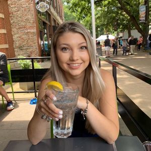 Meet your Posher, Allie